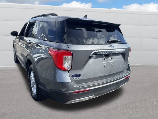 Certified 2024 Ford Explorer XLT w/ Equipment Group 202A RWD image 3