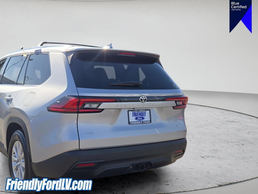 Used 2026 Toyota Grand Highlander AWD image 5