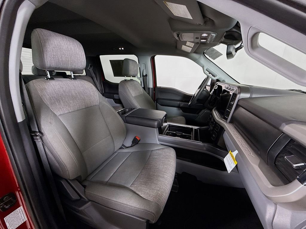 Certified 2024 Ford F250 XLT w/ Black Appearance Package image 29