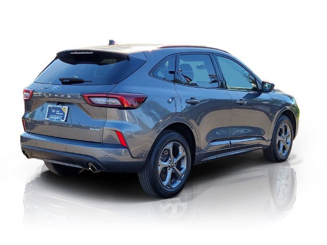 Certified 2024 Ford Escape ST-Line w/ Tech Pack #1 AWD/4WD image 7