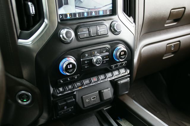 Used 2021 GMC Sierra 2500 Denali w/ Denali Ultimate Package AWD/4WD image 32