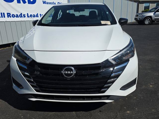 Used 2025 Nissan Versa S FWD image 2