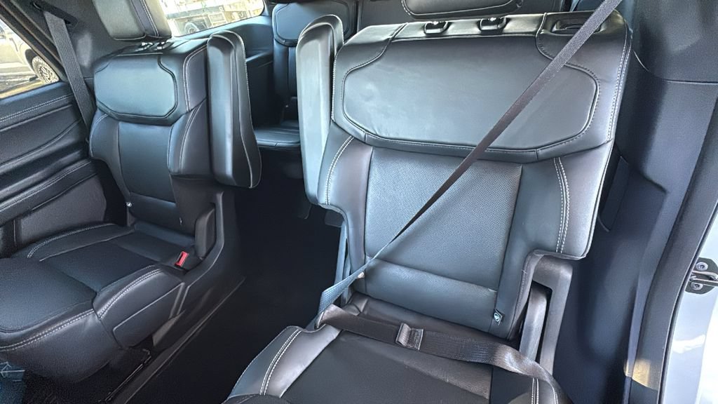 Certified 2025 Ford Expedition Platinum w/ Stealth Appearance Package AWD/4WD image 23