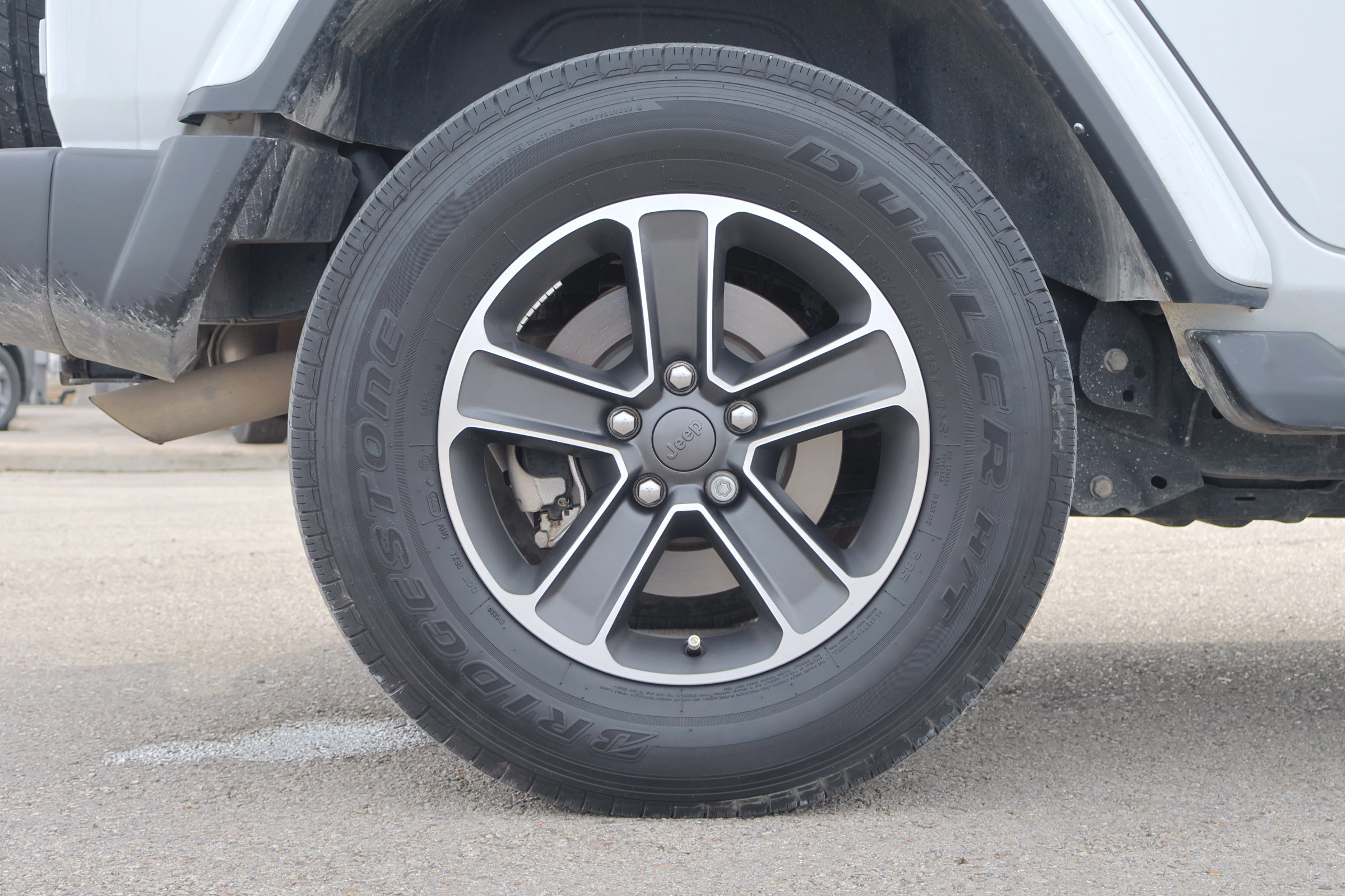 Used 2023 Jeep Wrangler Sahara w/ LED Lighting Group image 11