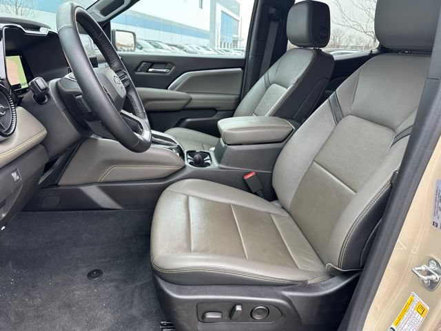 Used 2023 Chevrolet Colorado ZR2 w/ Desert Boss Special Edition AWD/4WD image 13
