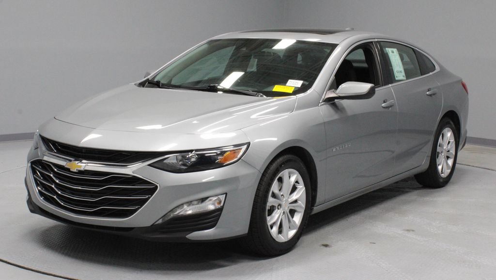 Used 2024 Chevrolet Malibu LT FWD image 9