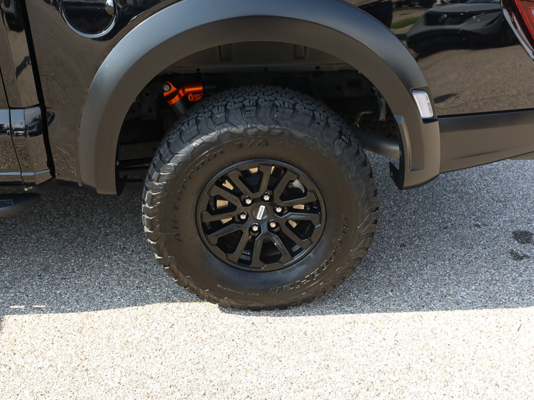 Certified 2024 Ford F150 Raptor AWD/4WD image 4
