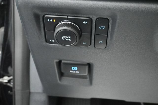 Certified 2025 Ford Expedition Active AWD/4WD image 11