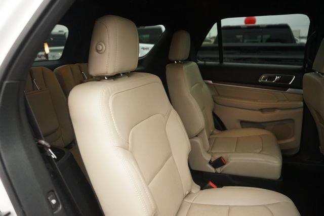 Certified 2018 Ford Explorer Limited AWD/4WD image 18