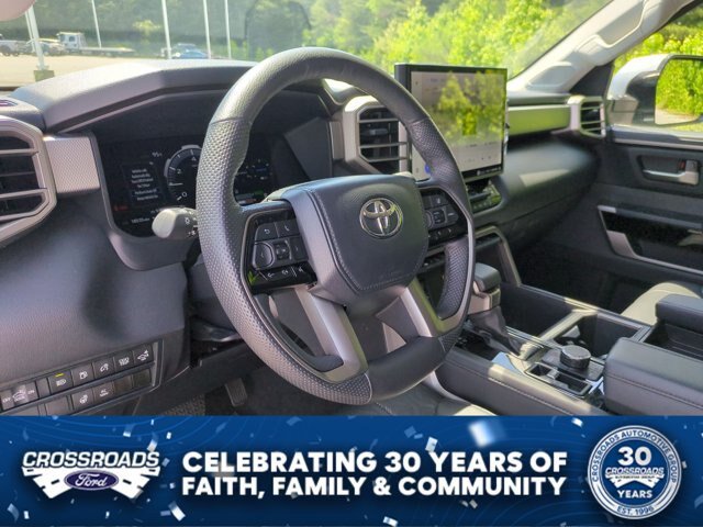 Used 2024 Toyota Tundra Limited AWD/4WD image 16