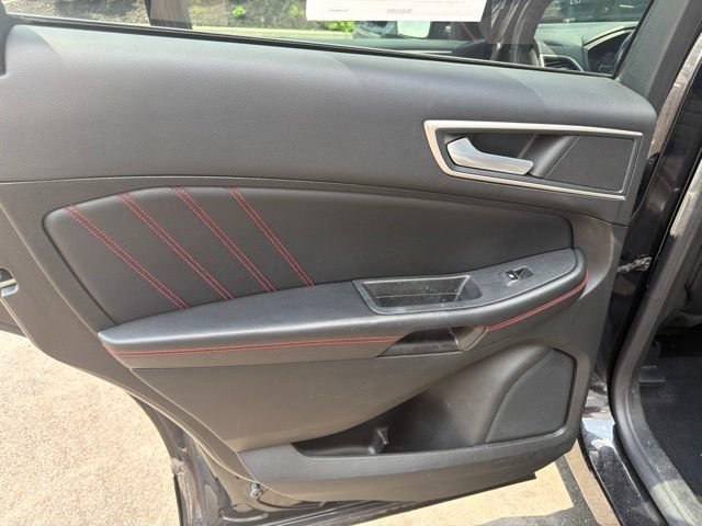 Certified 2024 Ford Edge ST-Line AWD/4WD image 19