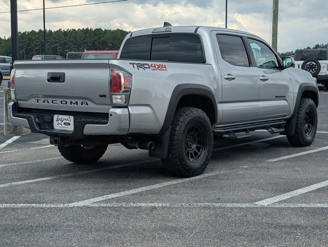 Used 2023 Toyota Tacoma TRD Off-Road w/ Technology Package AWD/4WD image 4