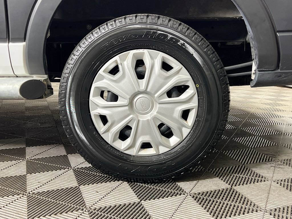 Certified 2024 Ford Transit 250 Low Roof w/ Exterior Upgrade Package image 30