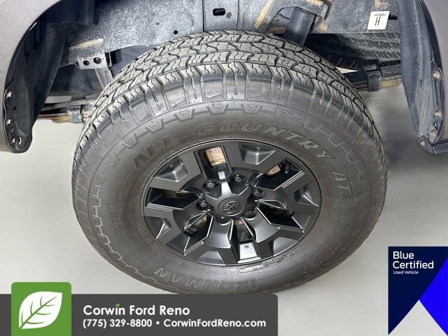 Used 2020 Toyota Tacoma SR AWD/4WD image 29