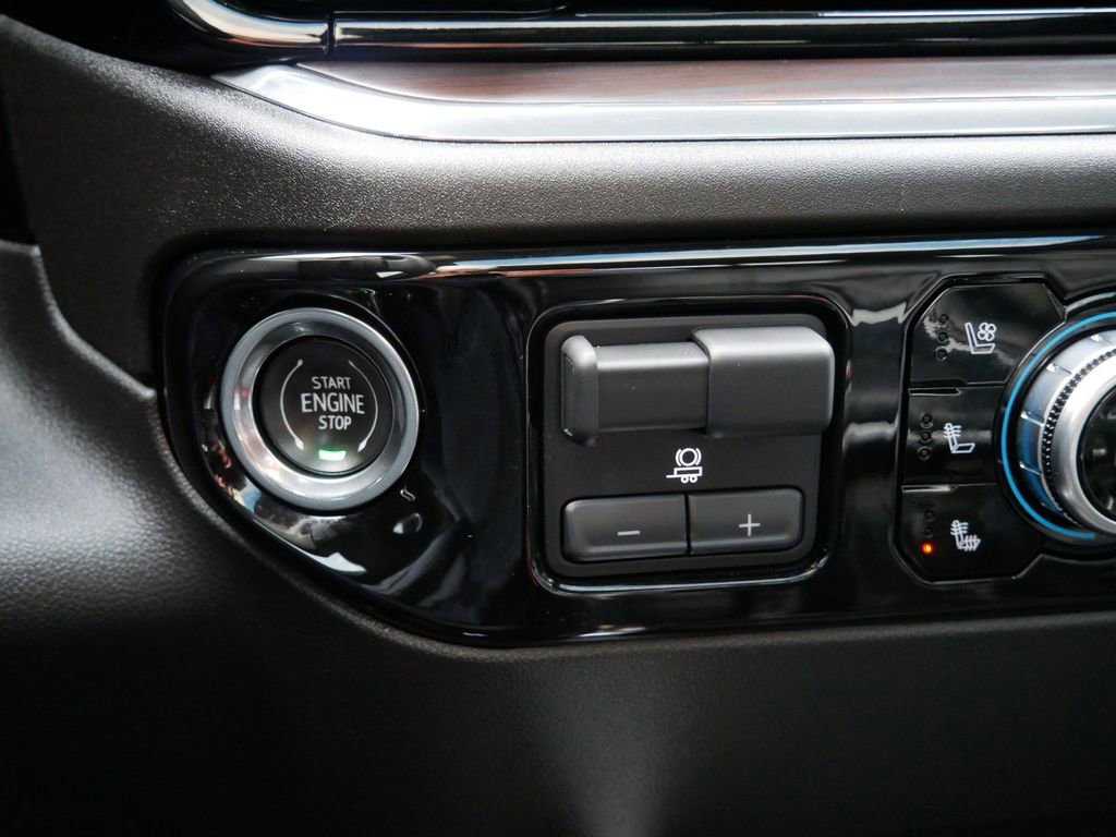 Used 2024 GMC Sierra 1500 SLT w/ SLT Premium Plus Package image 24