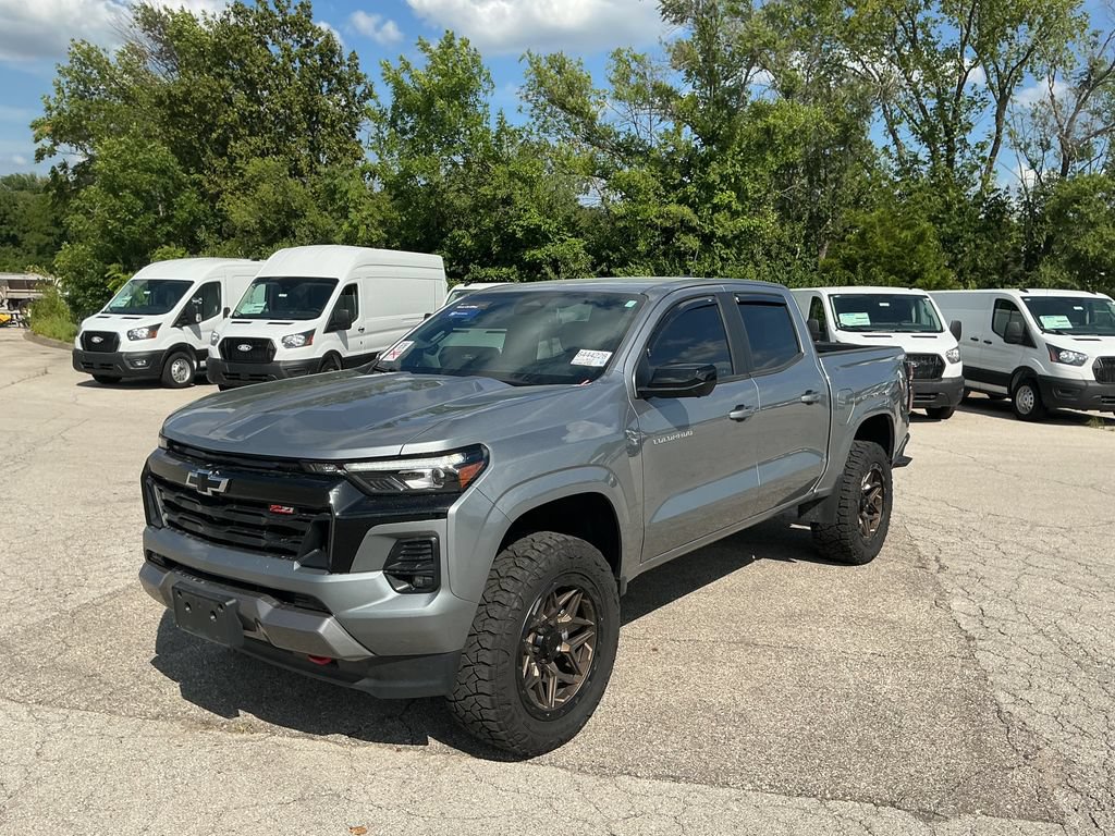 Used 2024 Chevrolet Colorado Z71 w/ Z71 Convenience Package 2 AWD/4WD image 8