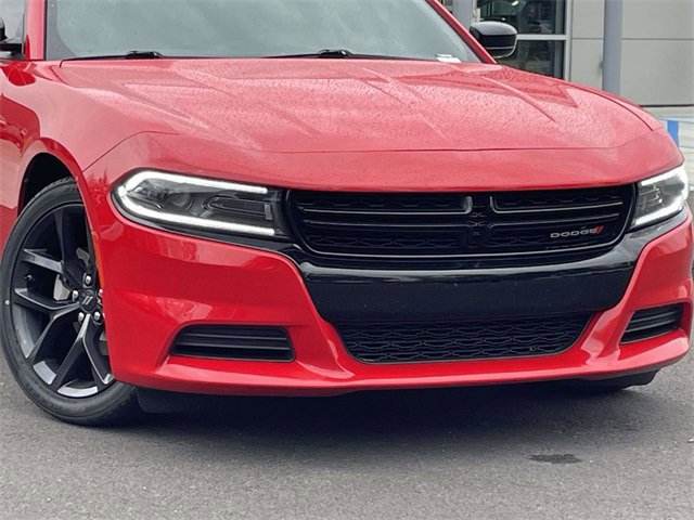 Used 2022 Dodge Charger SXT w/ Blacktop Package image 8