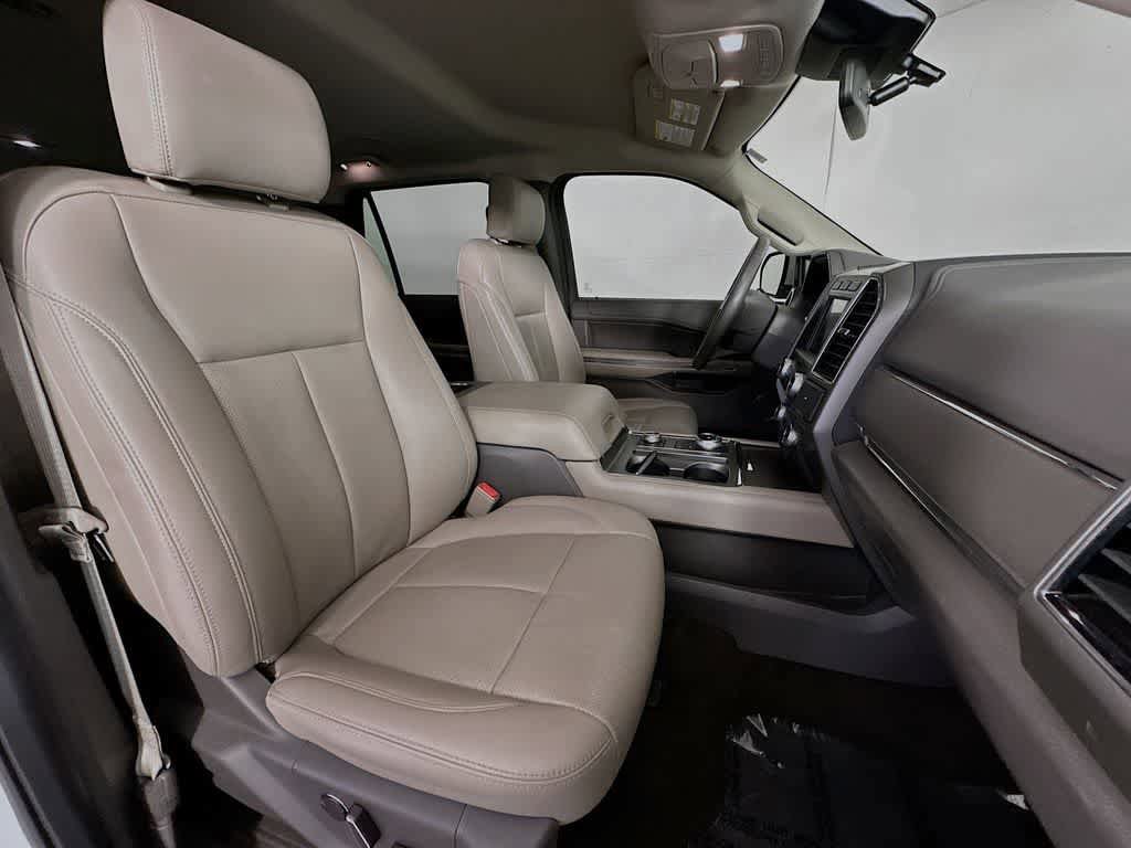Certified 2019 Ford Expedition Max XLT w/ Equipment Group 202A AWD/4WD image 15