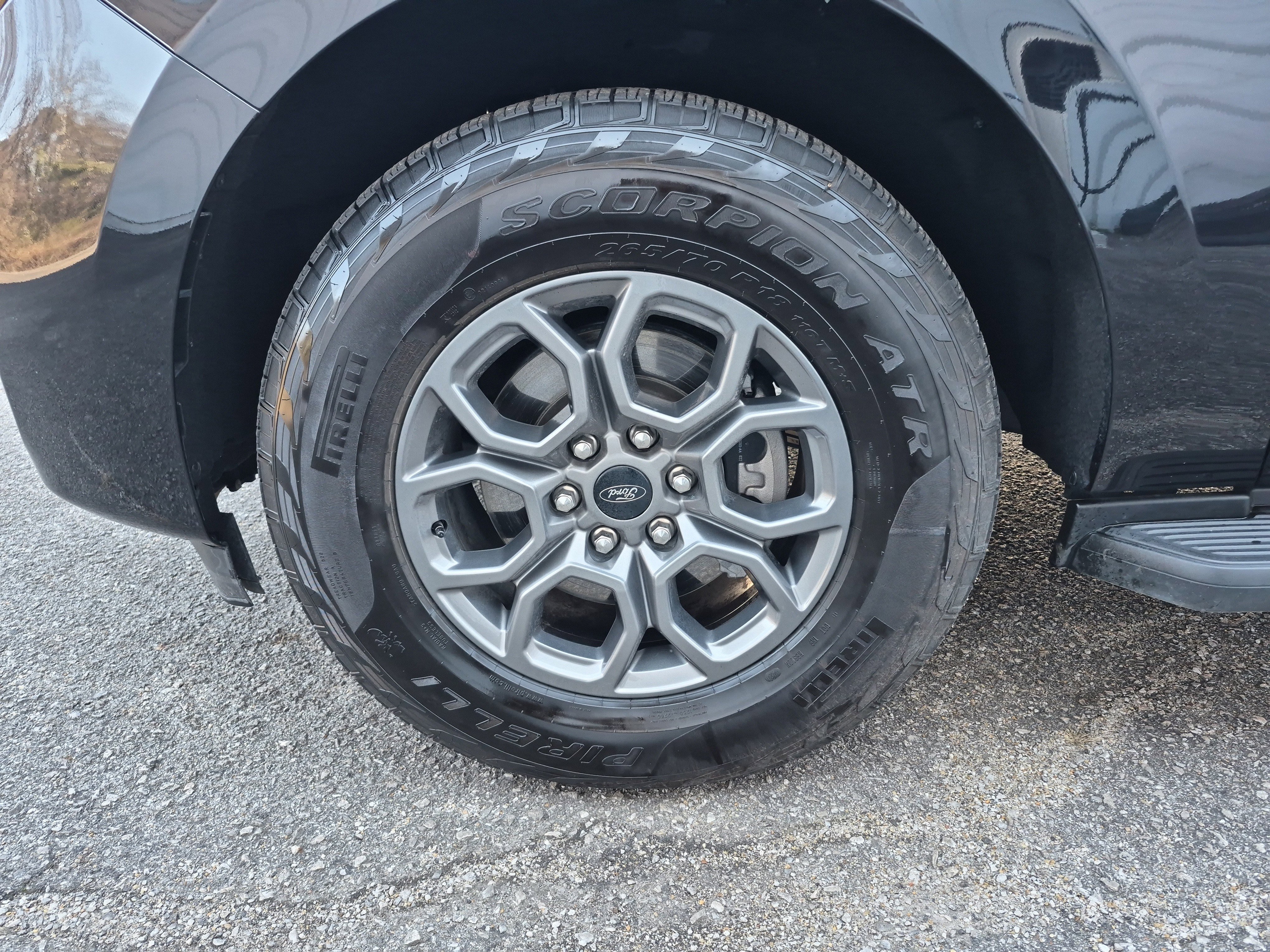 Certified 2025 Ford Expedition Active image 7