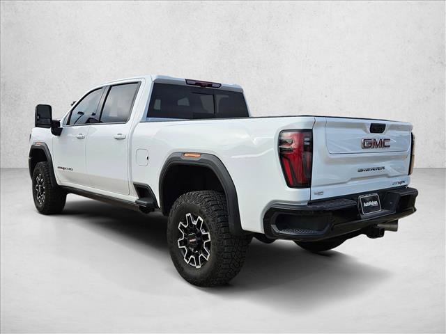 Used 2025 GMC Sierra 2500 AT4X AWD/4WD image 9