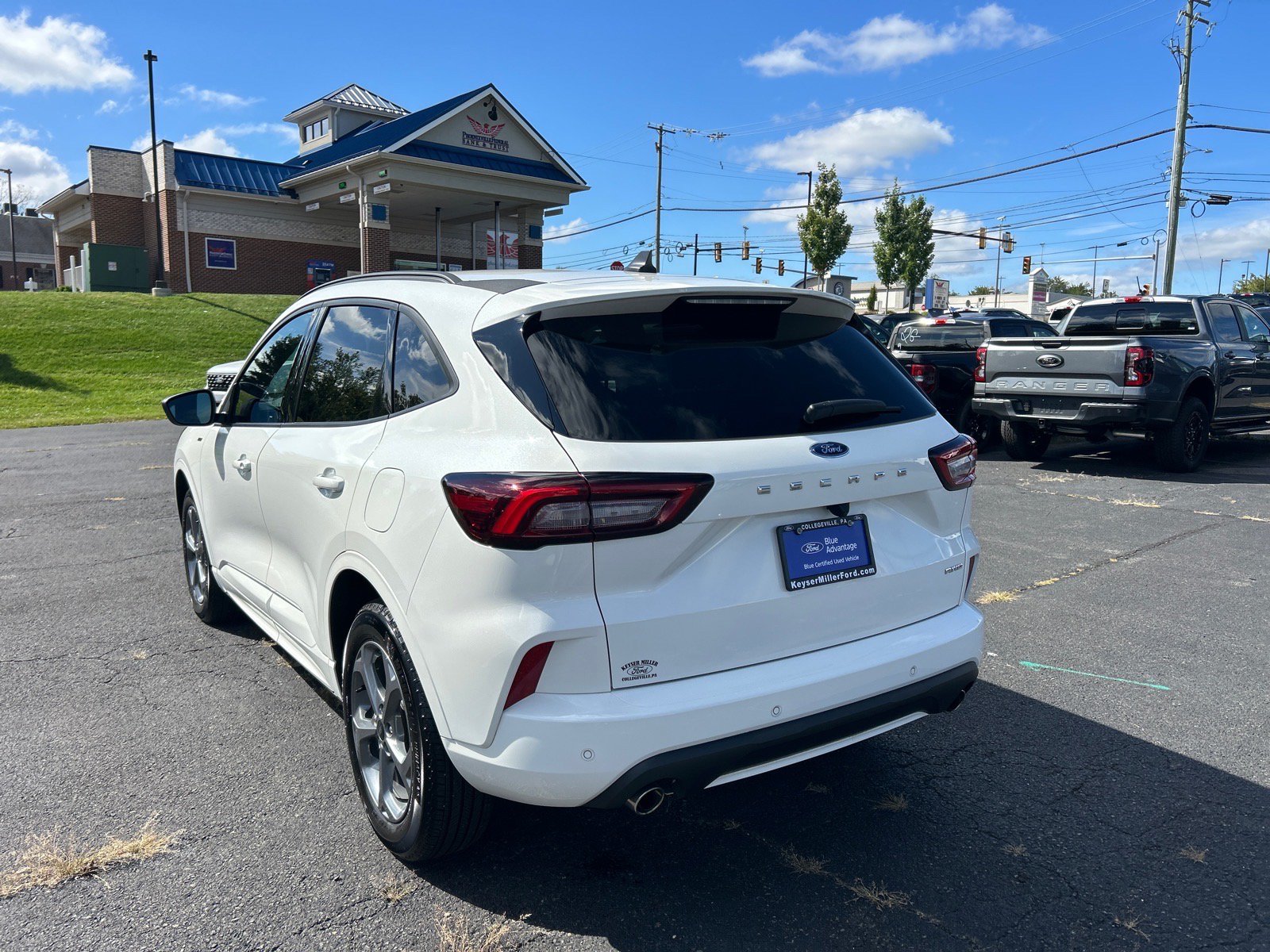 Certified 2023 Ford Escape ST-Line w/ Tech Pack #1 AWD/4WD image 10