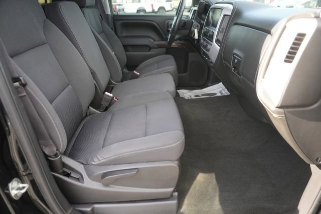 Used 2017 GMC Sierra 1500 SLE w/ SLE Value Package image 18