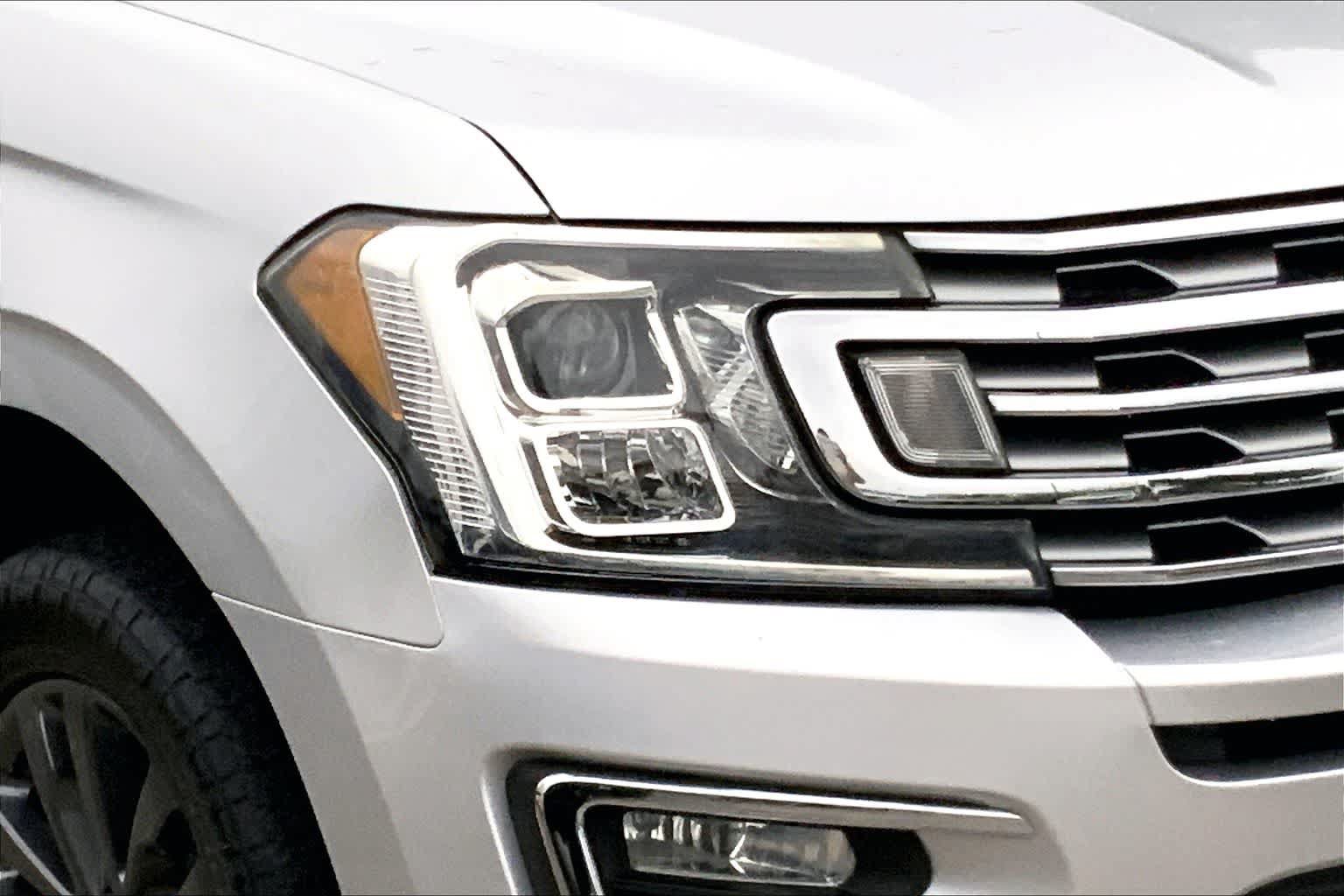 Certified 2019 Ford Expedition Max Limited RWD image 24
