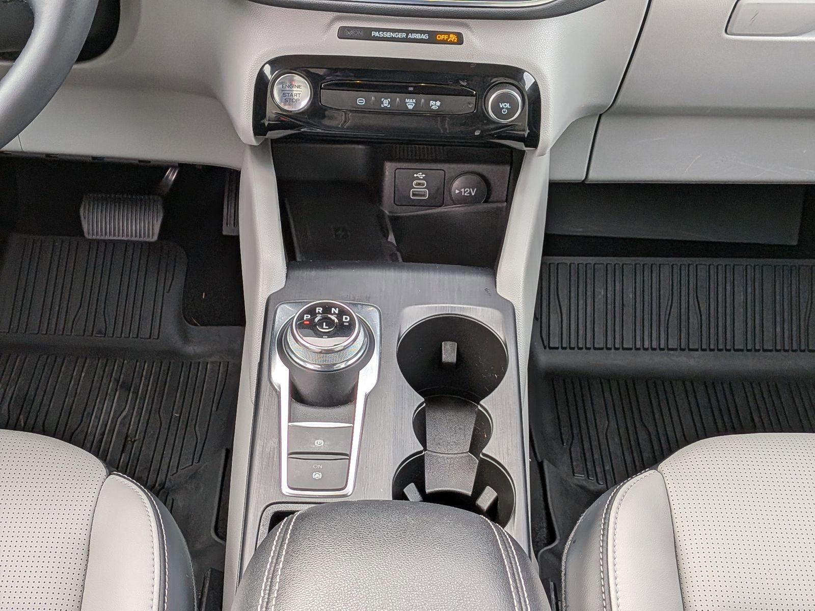 Certified 2025 Ford Escape Platinum image 21