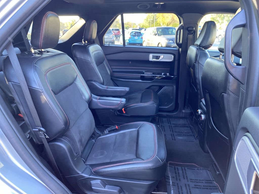 Certified 2023 Ford Explorer ST-Line image 42