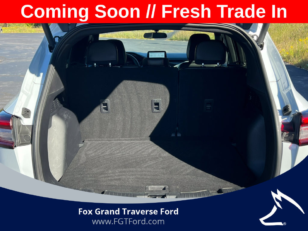 Certified 2025 Ford Escape ST-Line Select AWD/4WD image 34