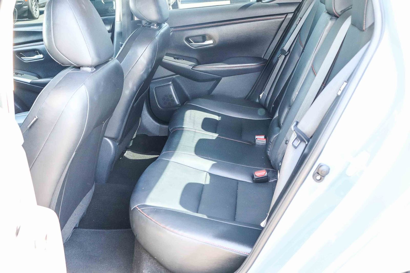 Used 2024 Nissan Sentra SR w/ SR Premium Package FWD image 17