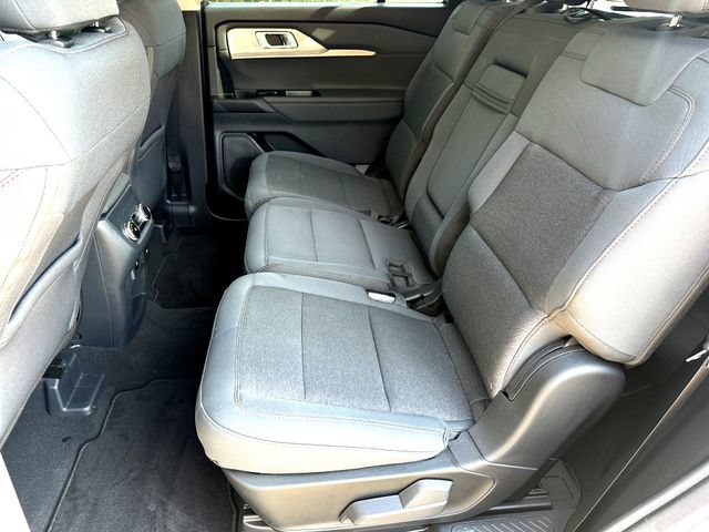Certified 2025 Ford Explorer Active RWD image 25