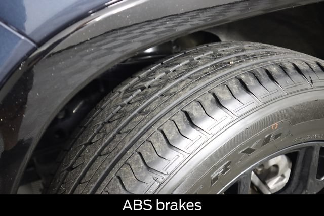 Used 2024 Jeep Wagoneer Series II AWD/4WD image 29