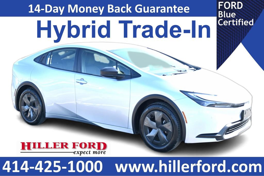 Used 2024 Toyota Prius LE FWD image 1
