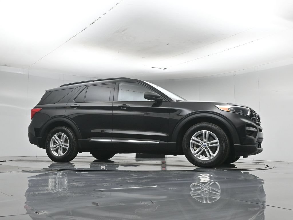 Certified 2023 Ford Explorer XLT w/ Equipment Group 202A RWD image 56