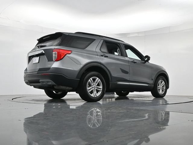 Certified 2024 Ford Explorer XLT w/ Equipment Group 202A AWD/4WD image 35