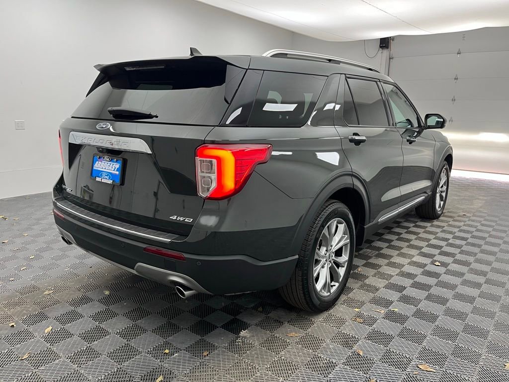 Certified 2023 Ford Explorer Limited w/ Equipment Group 301A image 4