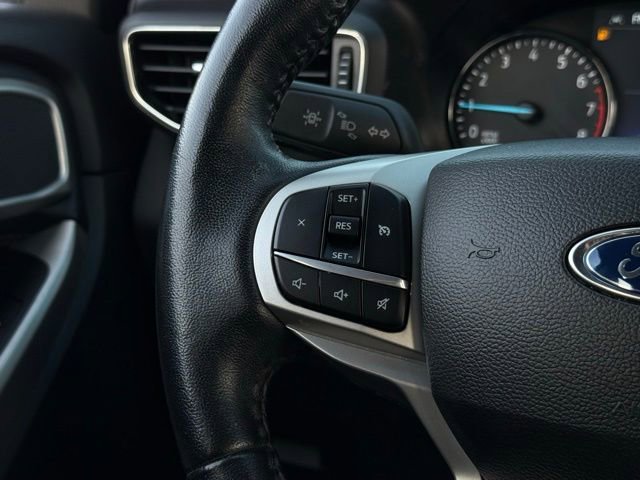 Certified 2023 Ford Explorer XLT w/ Equipment Group 202A image 10