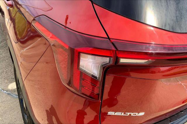 Used 2025 Kia Seltos S image 28
