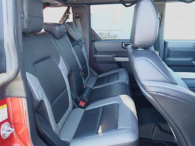 Certified 2022 Ford Bronco Black Diamond w/ Sasquatch Package AWD/4WD image 23