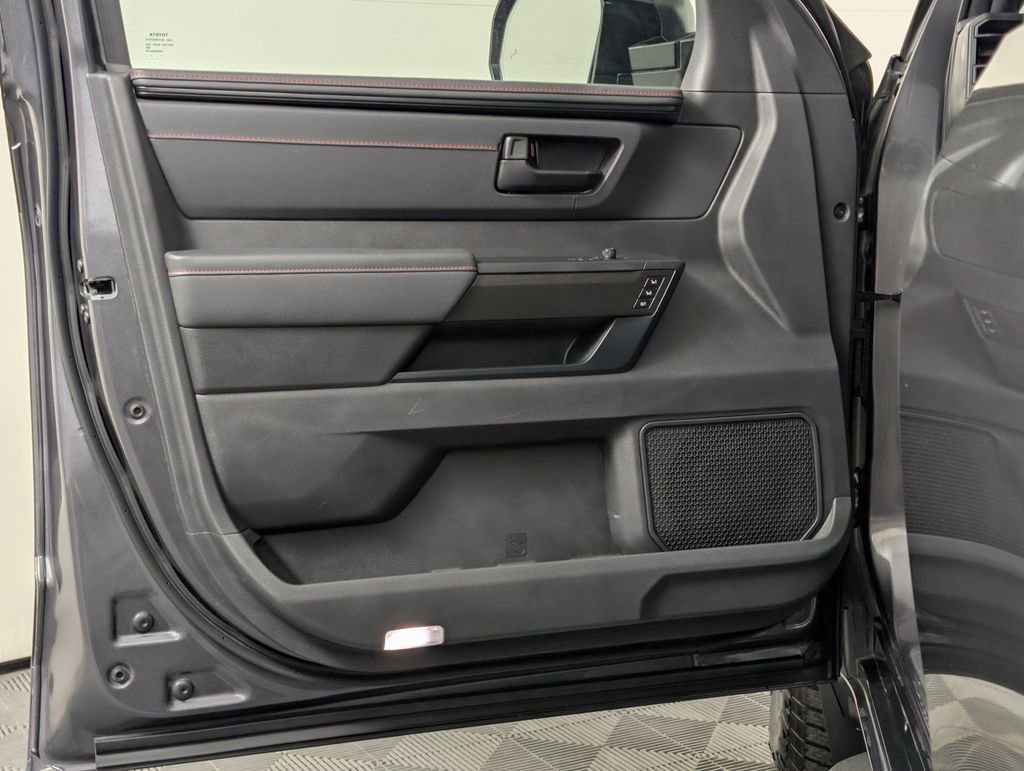 Used 2025 Toyota Sequoia TRD Pro AWD/4WD image 25