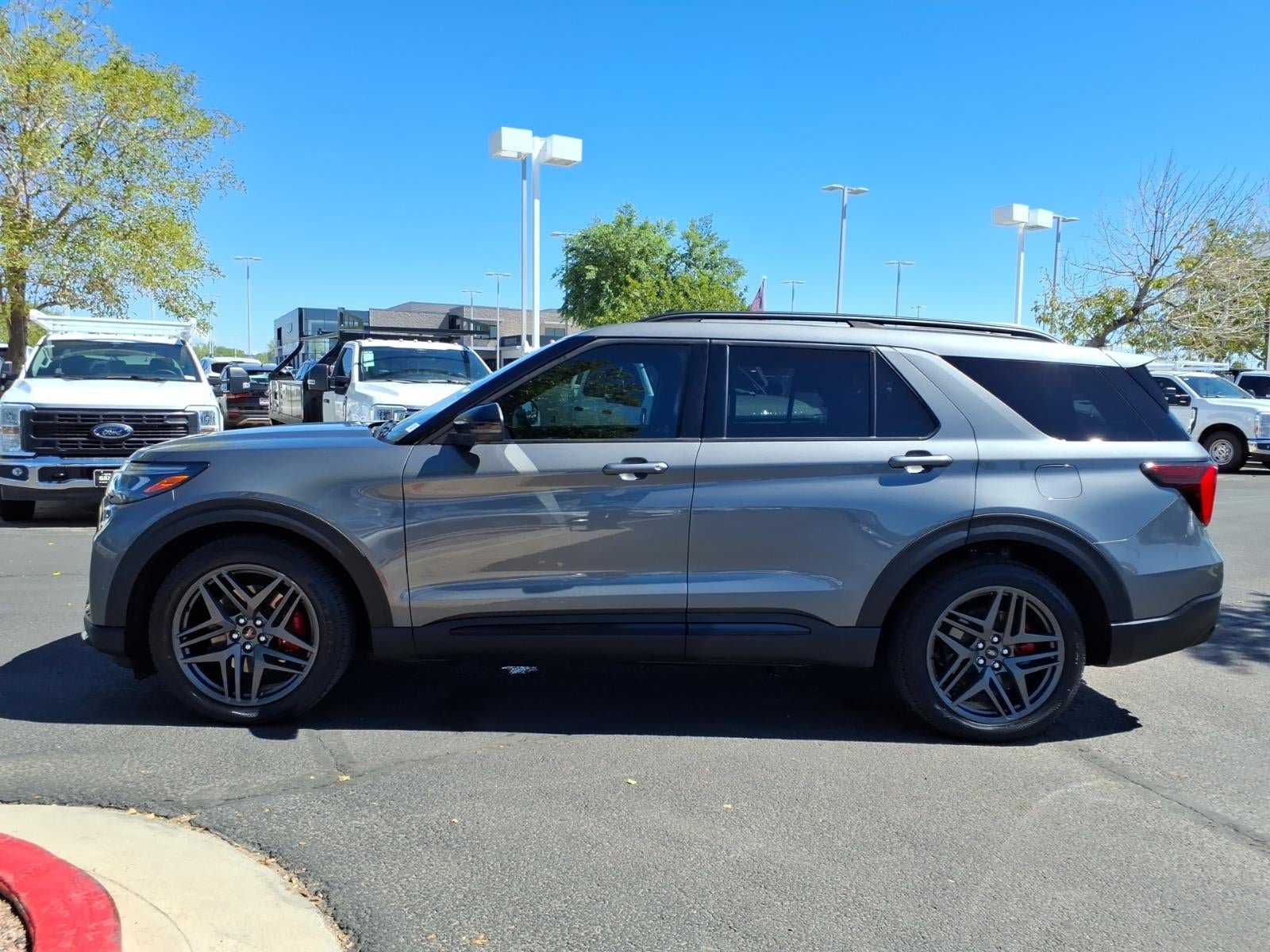 Certified 2025 Ford Explorer ST w/ Sun And Sound Package AWD/4WD image 7