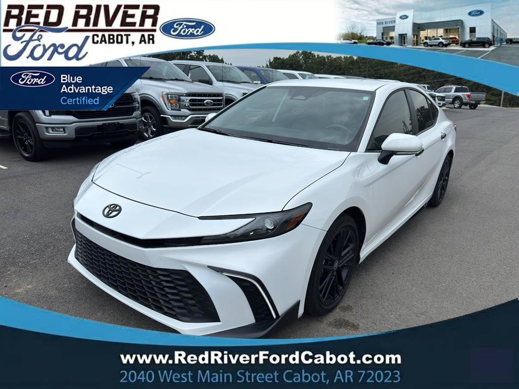 Used 2025 Toyota Camry SE w/ Multimedia Upgrade Package FWD image 1