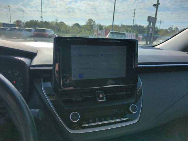 Used 2023 Toyota Corolla LE image 22