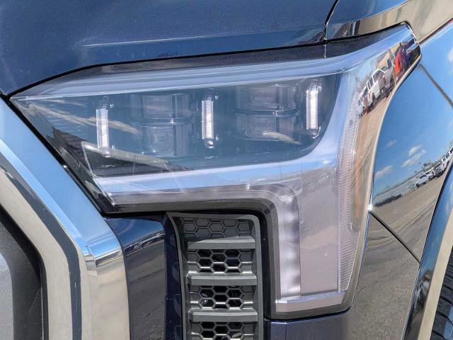 Used 2024 Toyota Tundra Platinum w/ TRD Off-Road Package AWD/4WD image 10