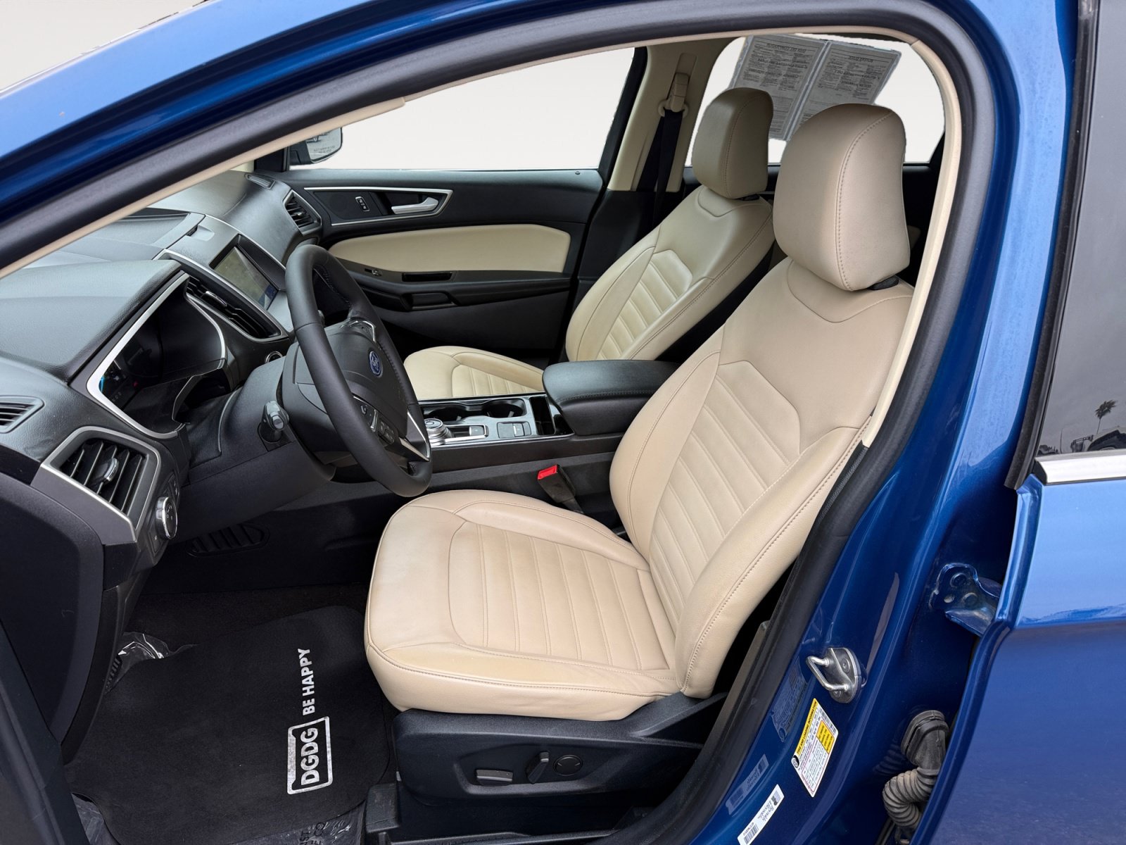 Certified 2020 Ford Edge SEL w/ Convenience Package AWD/4WD image 10