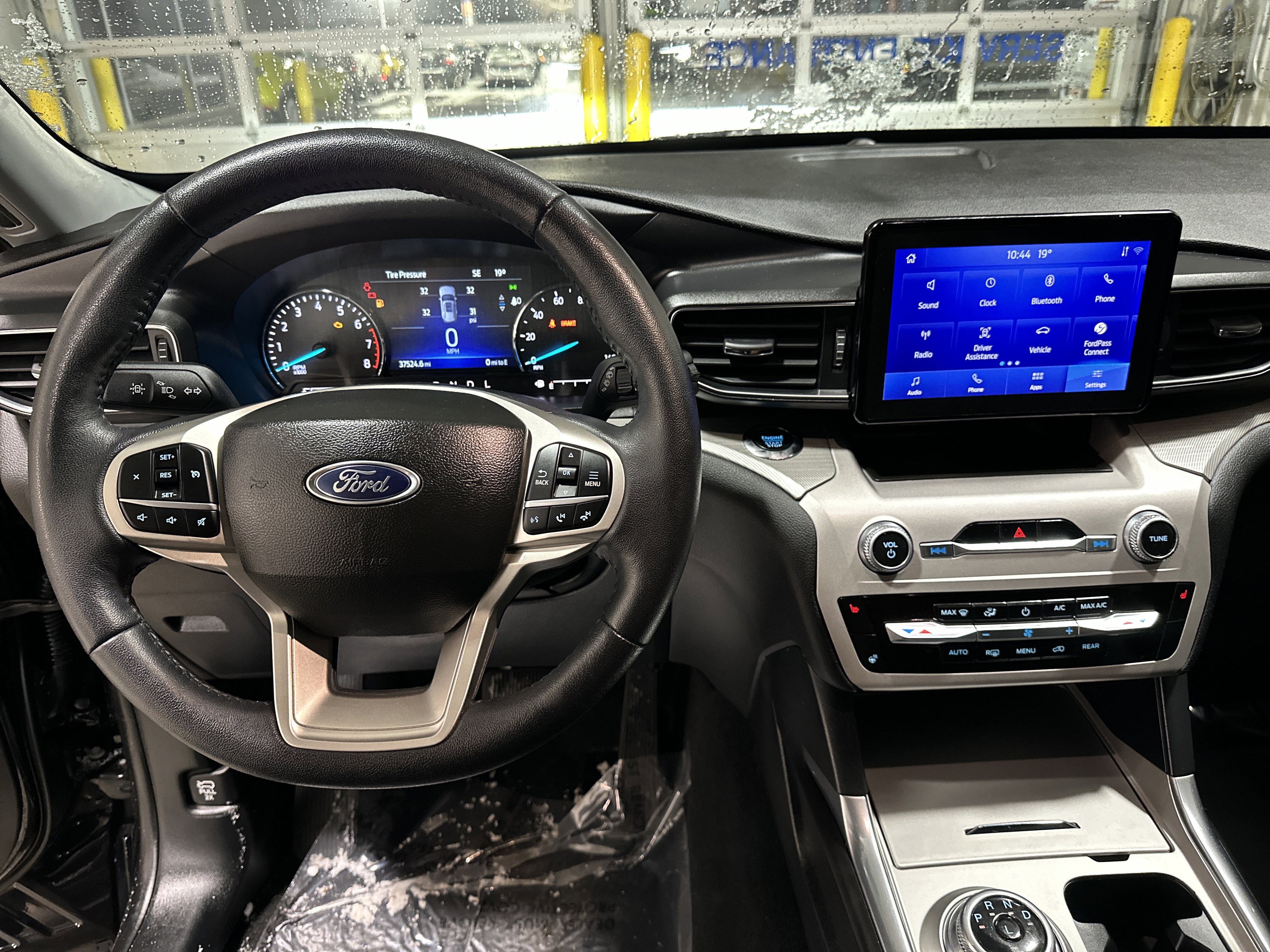 Certified 2023 Ford Explorer XLT w/ Equipment Group 202A image 18