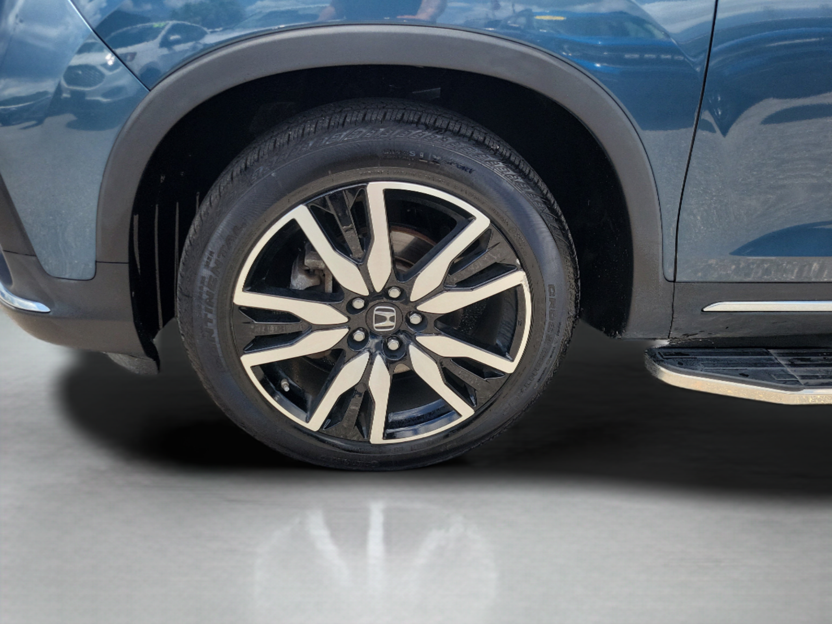 Used 2020 Honda Pilot Touring image 32