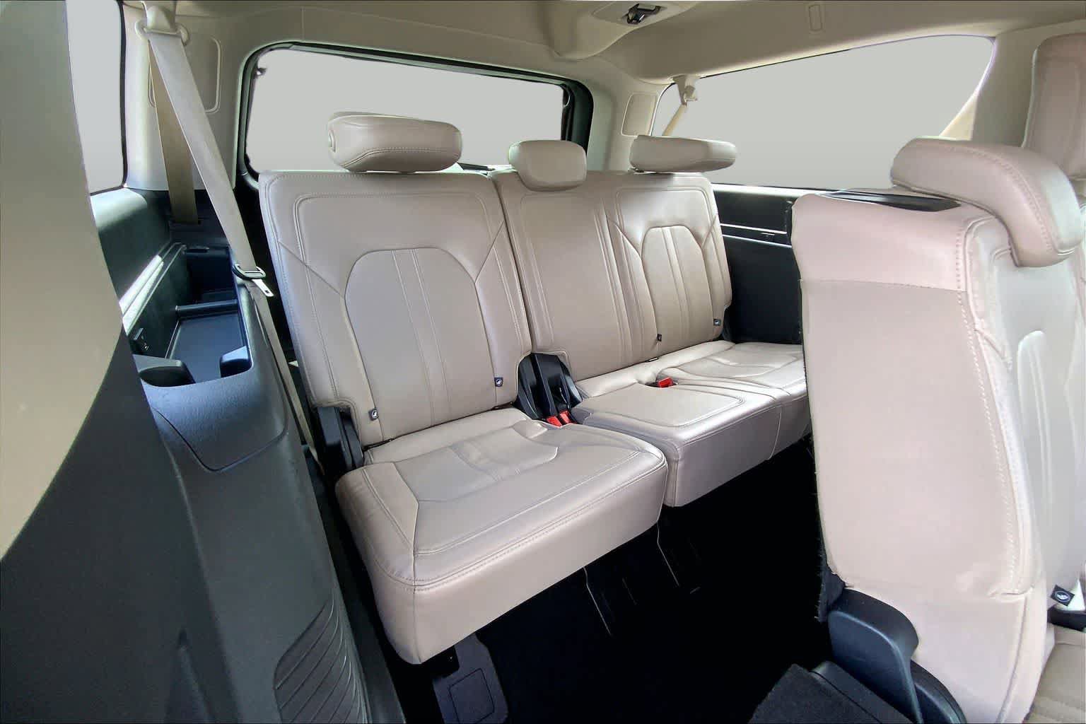 Certified 2024 Ford Expedition Max Limited RWD image 20