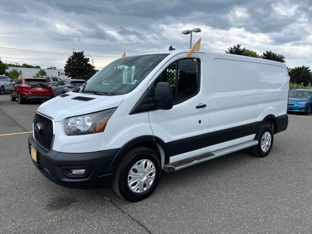 Certified 2025 Ford Transit 250 Low Roof w/ Exterior Upgrade Package RWD image 3